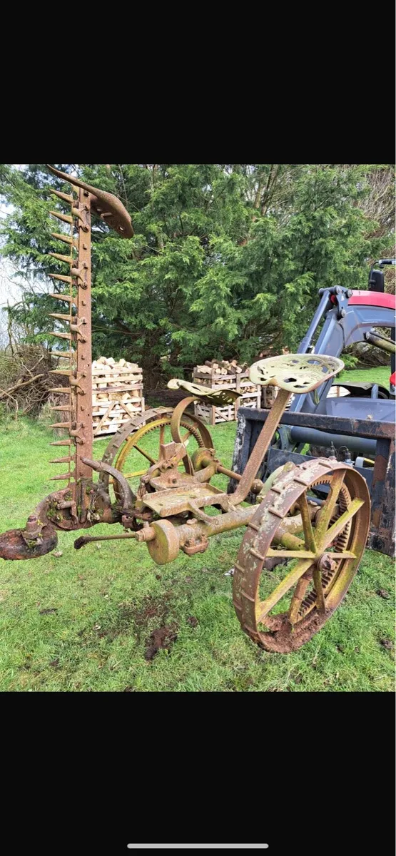 Vintage Pierce Mowing Machine - Image 2