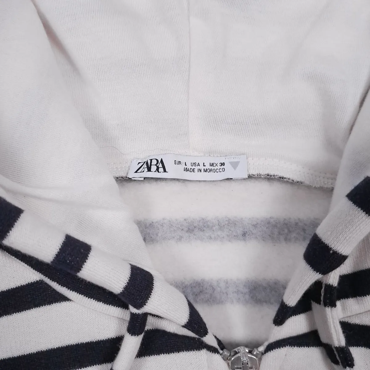 Zara White Black Striped Cropped Hoodie Size L - Image 4