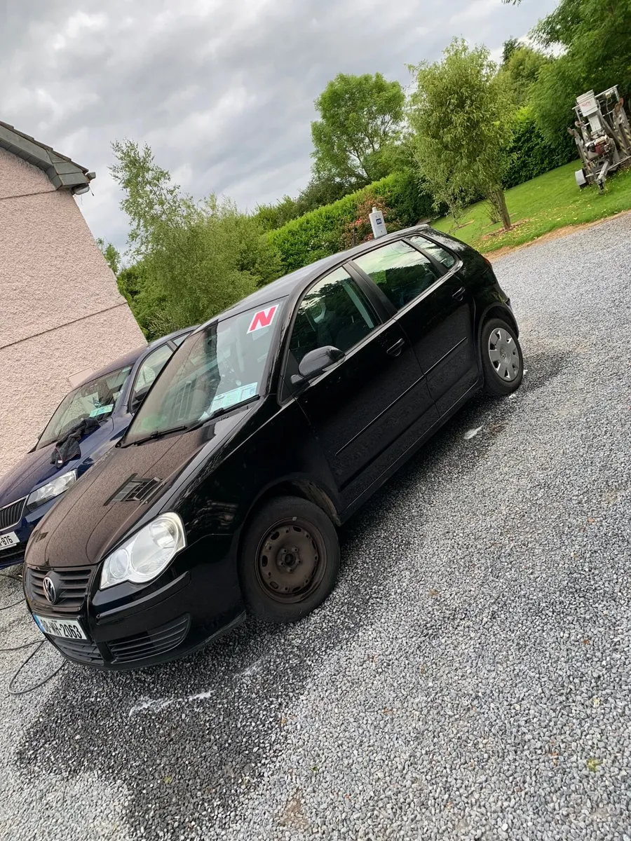 VOLKSWAGEN POLO - Image 2