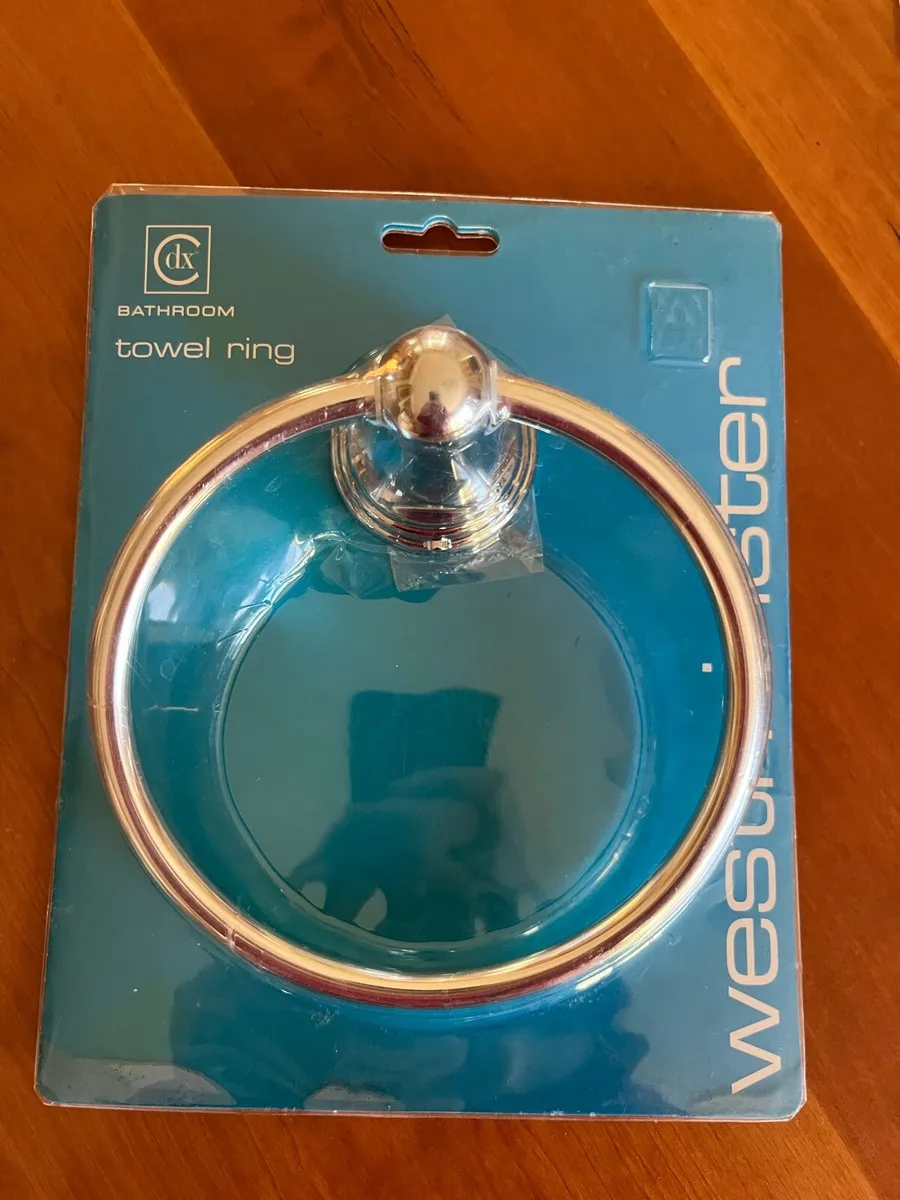 Bathroom Accessories Set - Image 2