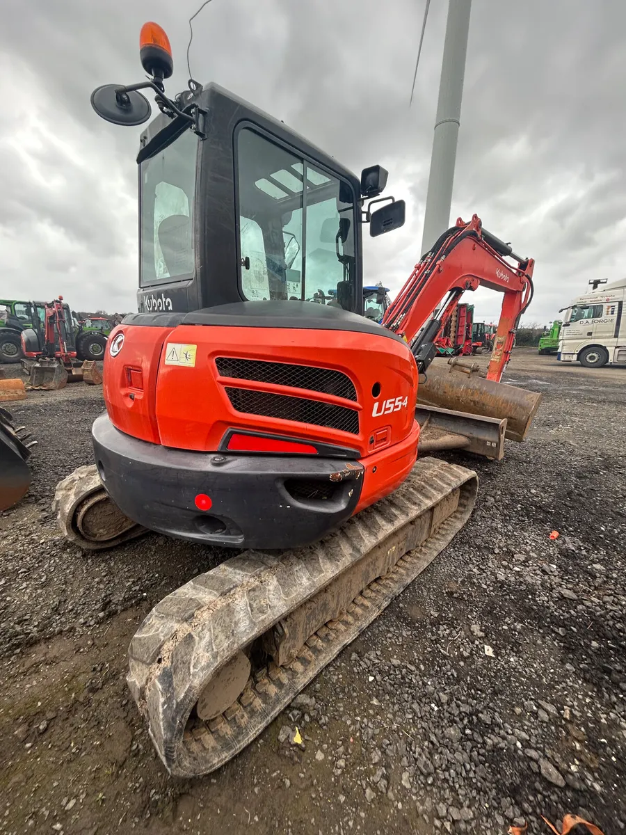2015 U55-4 Kubota digger - Image 1