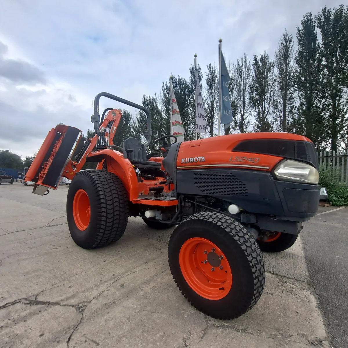 Rinieri BRV 450 flail hedge trimmer - Image 4