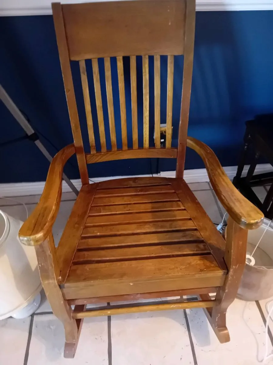 Rocking chair - Image 1
