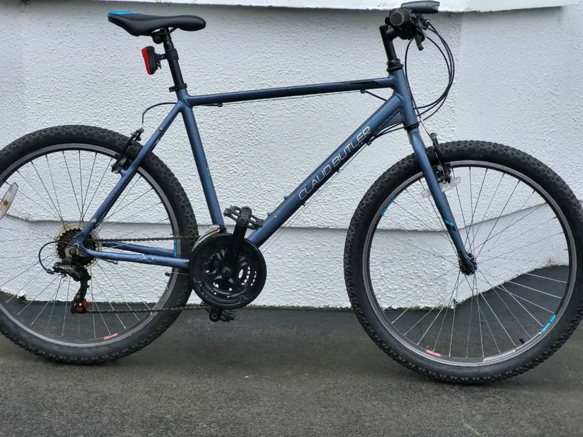 GUYS CLAUDE BUTLER BIKE - Image 1