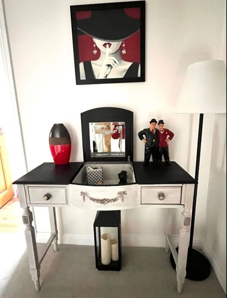 Console table (solid wood 107 x 40cm) - Image 1