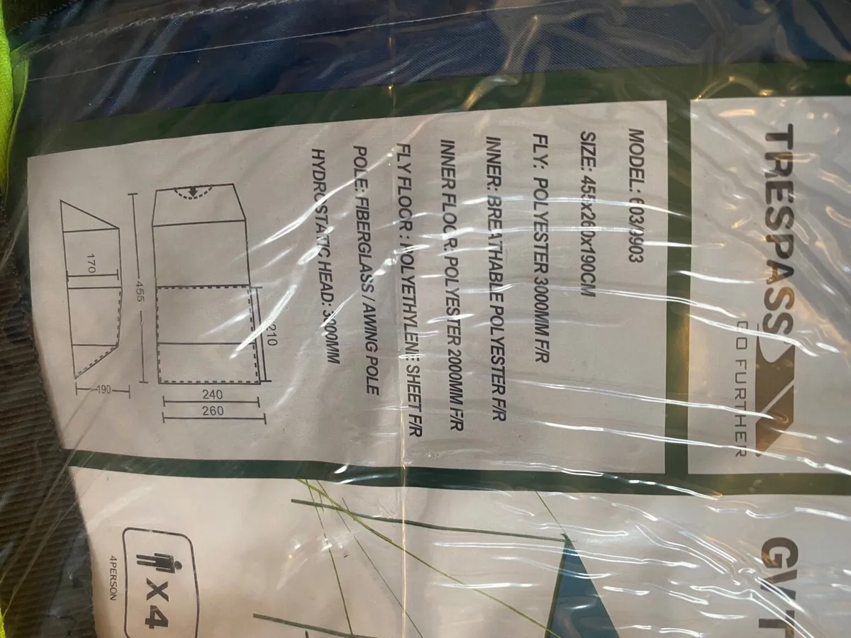 Trespass premium 4 man Tent with carpet - Image 3