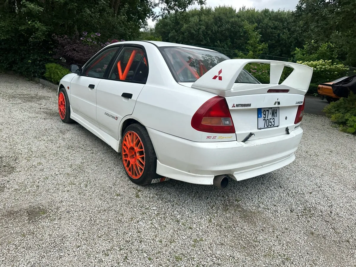 Mitsubishi Evolution 4 RS - Image 3
