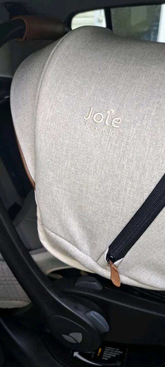 Joie iLevel Recline Carseat + Rotating Isofix Base - Image 4