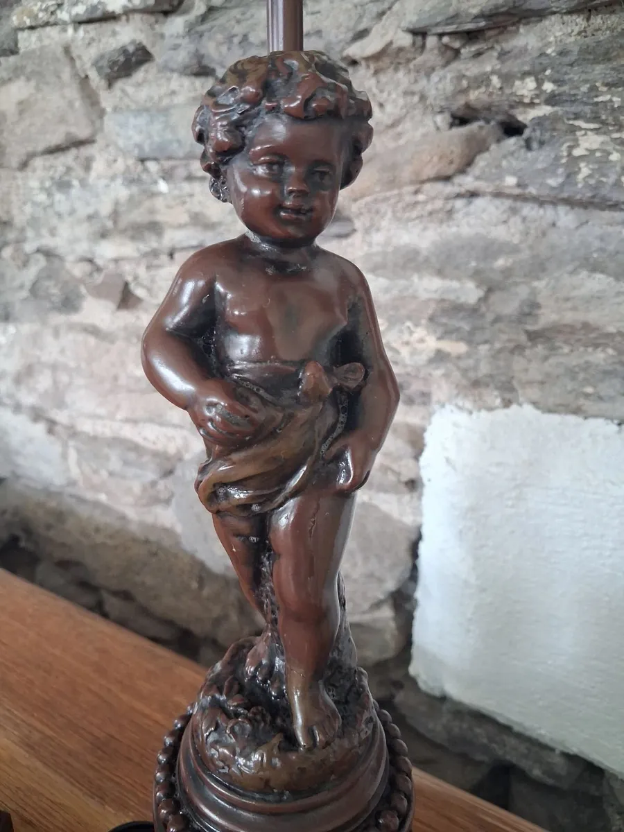 Beautiful Vintage Lamp stands - Image 2