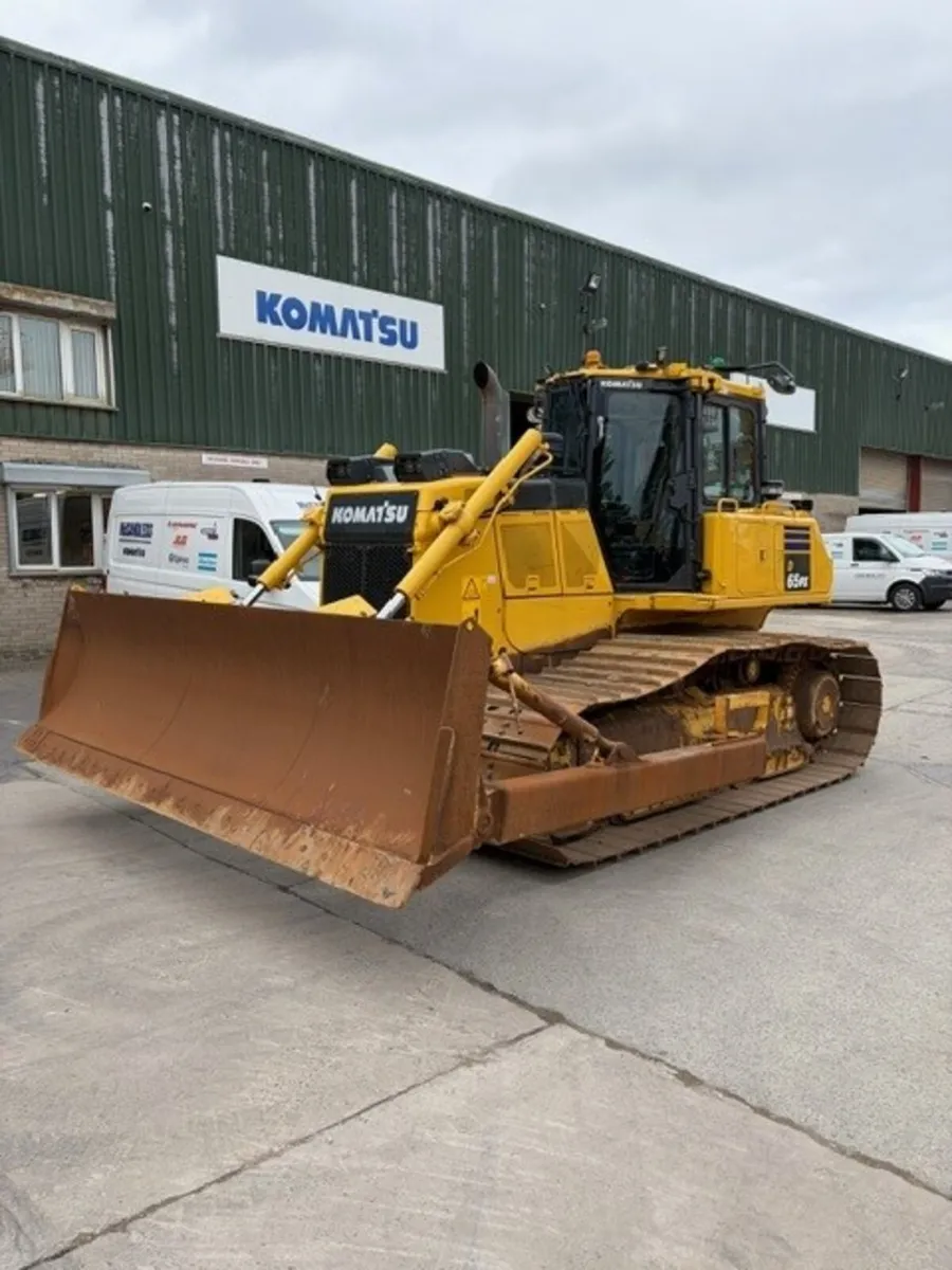2024 Komatsu D65PX-18E0 - Image 1