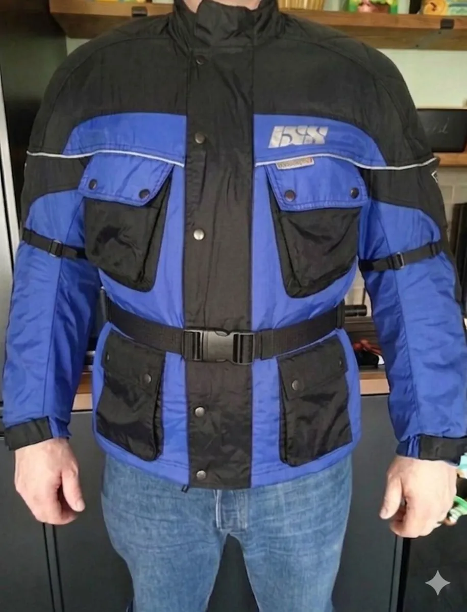 IXS motorcycle jacket Size L/XL - Image 1