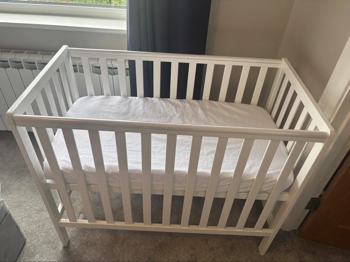 Mini Crib