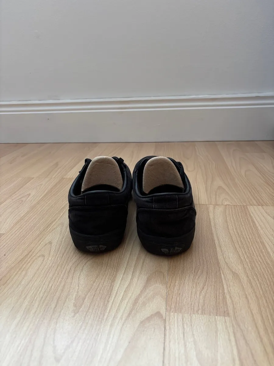 Black vans - Image 3