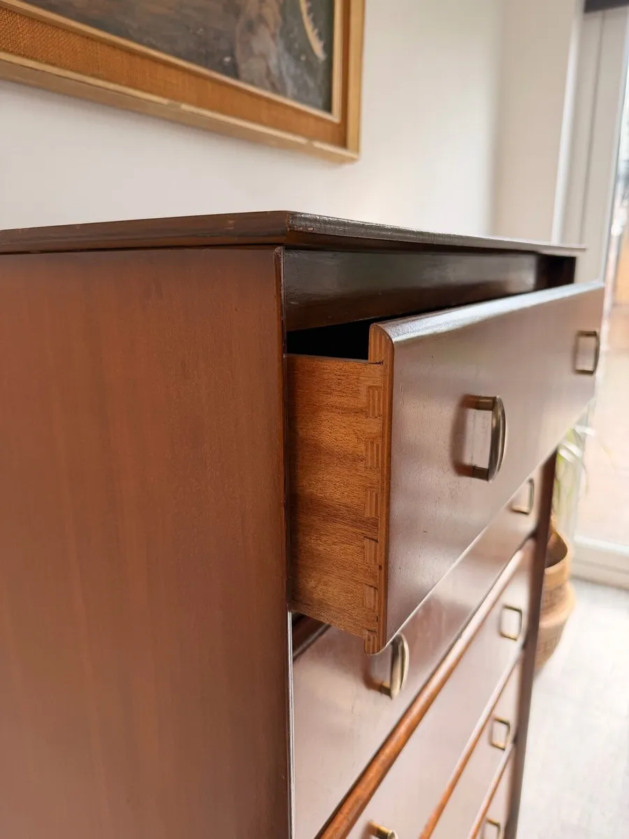 Vintage Chest of Drawers - Image 4