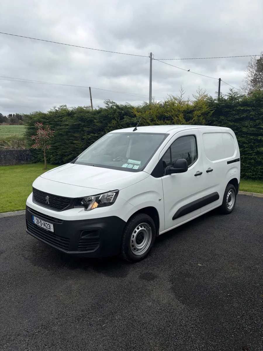 211 Peugoet Partner - free tank of diesel - Image 1