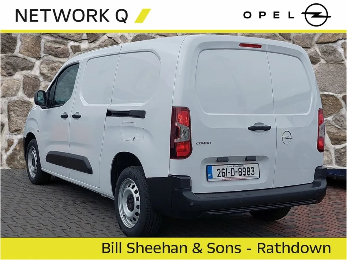 Opel Combo Edition Plus 3 Seat LWB  1.5 dsl van - Image 4