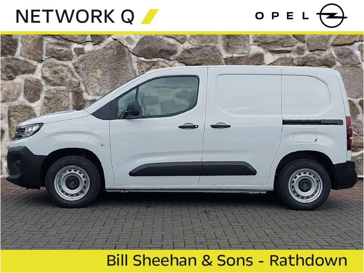 Opel Combo Edition Plus SWB 3 Seat 1.5 dsl VAN - Image 3