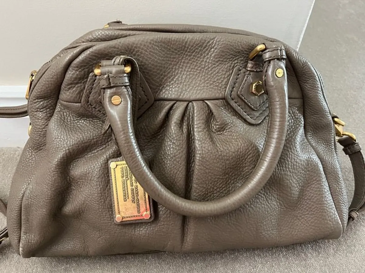 Marc by Marc Jacobs Classic Q Leather Handbag - Image 1