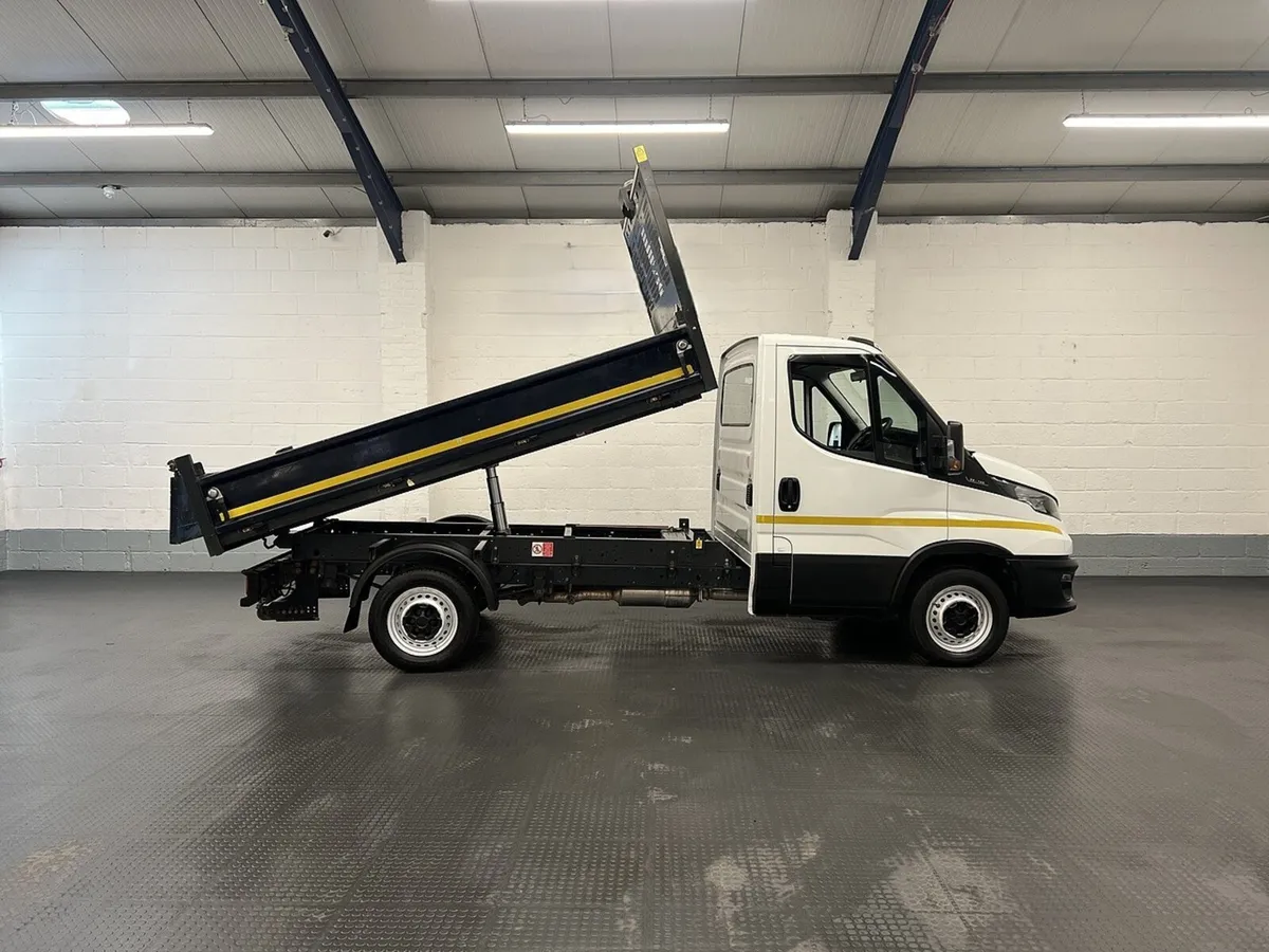 2022 Iveco Daily Tipper Van - Image 4