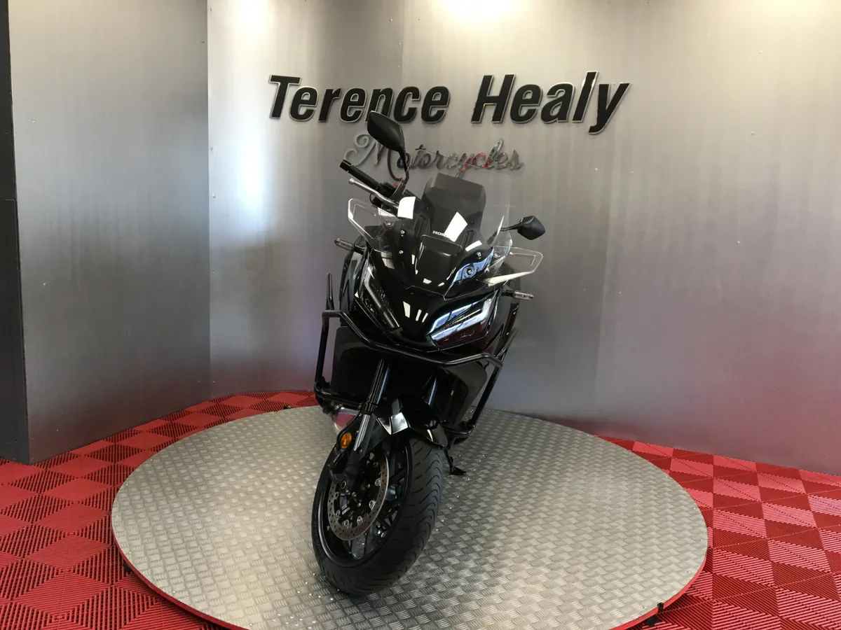 2022 Honda NT1100 DCT ''Finance Available'' - Image 3