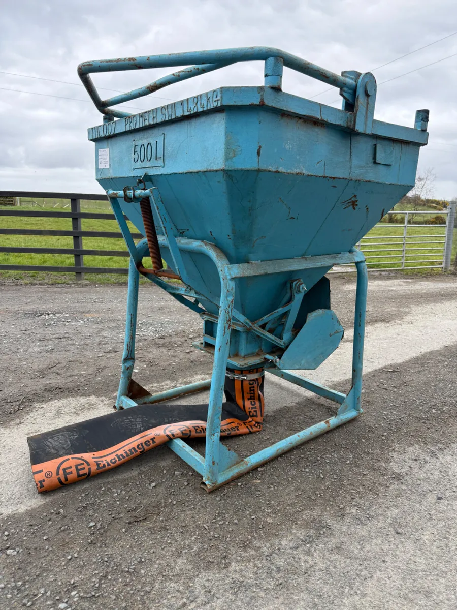 Concrete Skip - Image 4