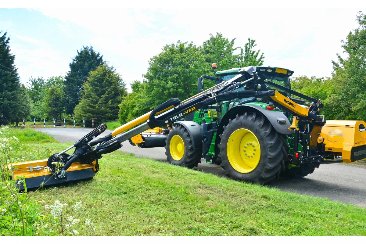 MCCONNEL PA8085T VFR REV EDS - Image 1