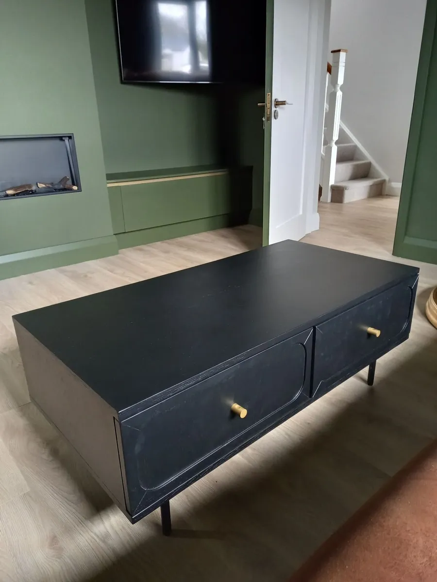 Stylish Coffee Table - Image 2