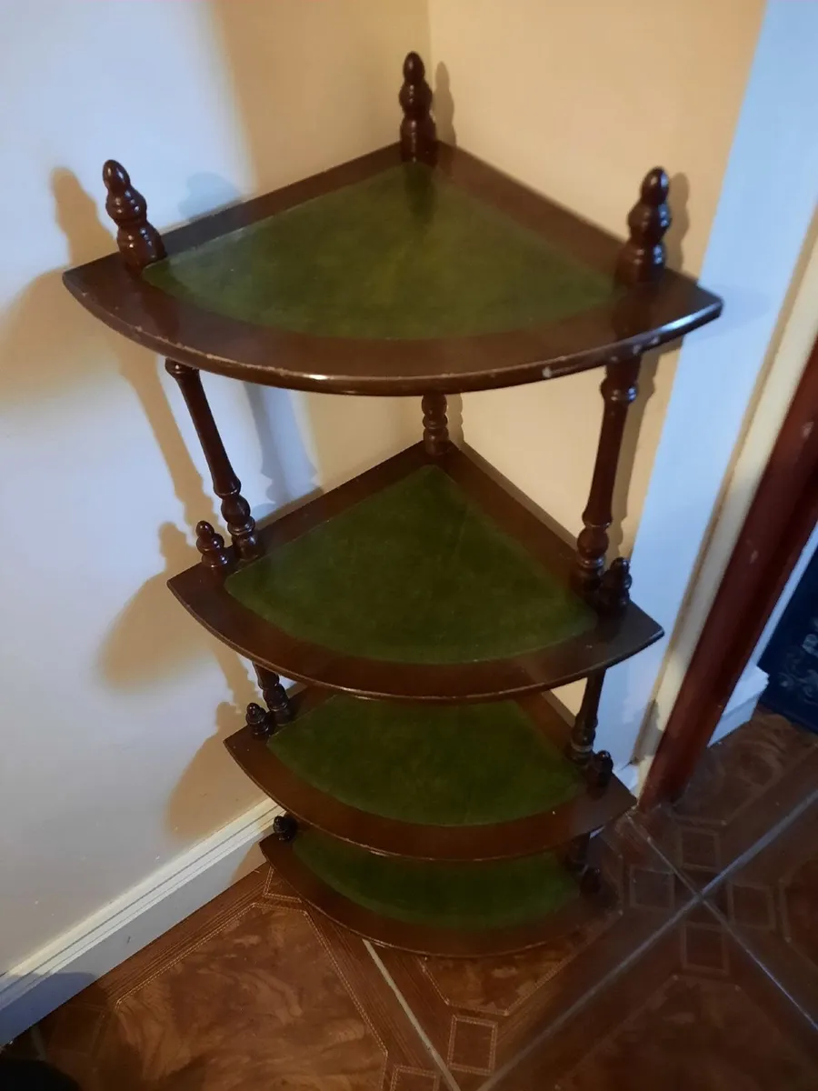 Vintage corner shelf - Image 4