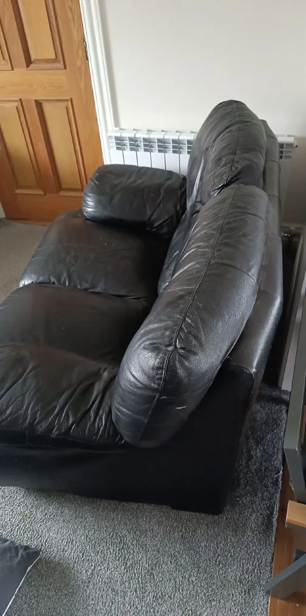 2 seater leather black sofa free - Image 1