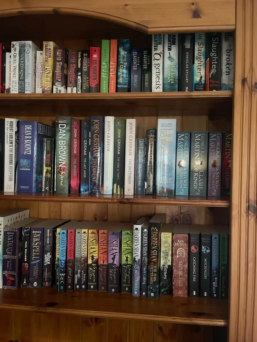 100 Books In Collection - Image 1