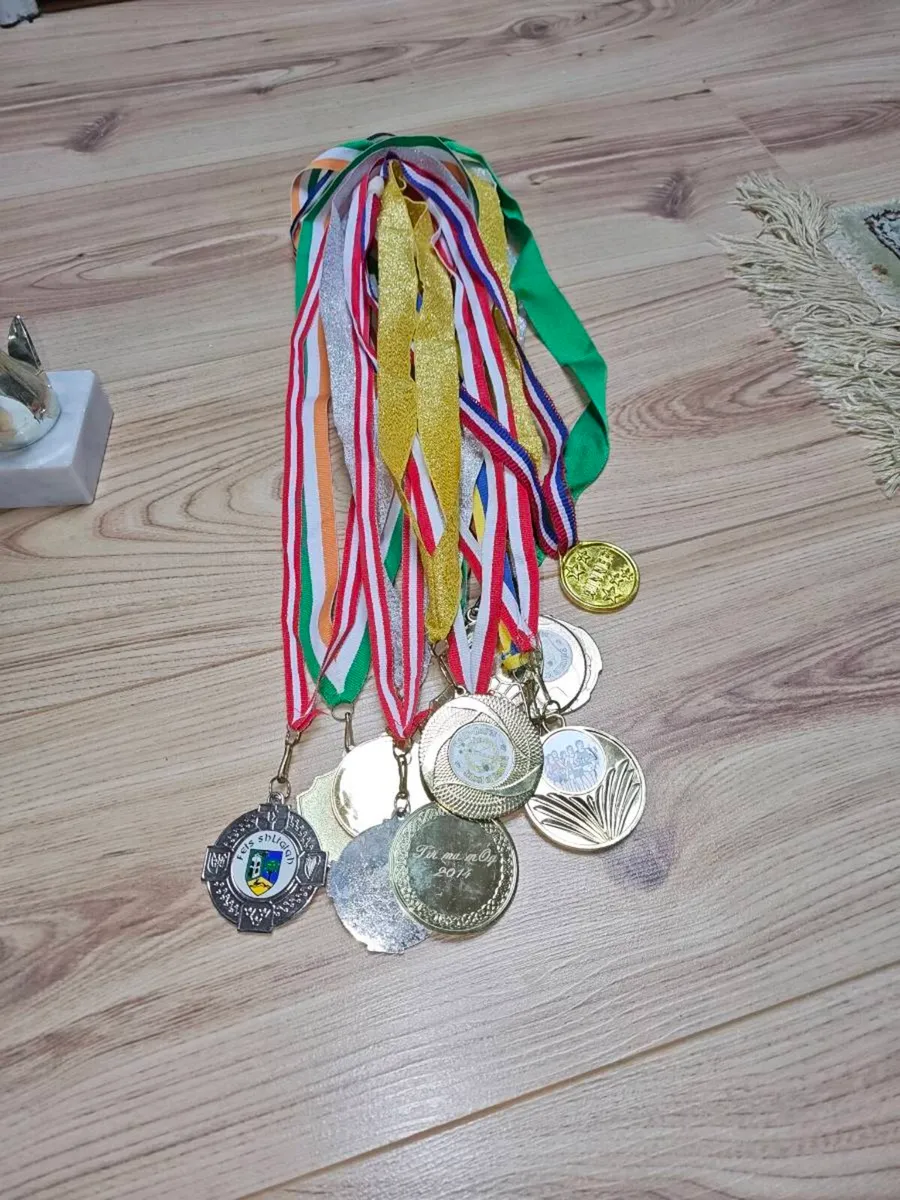 Trophies & Medals - free - Image 2