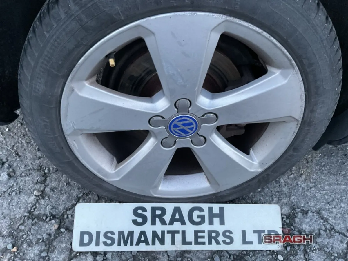 VOLKSWAGEN PASSAT COLLECTION - Image 4