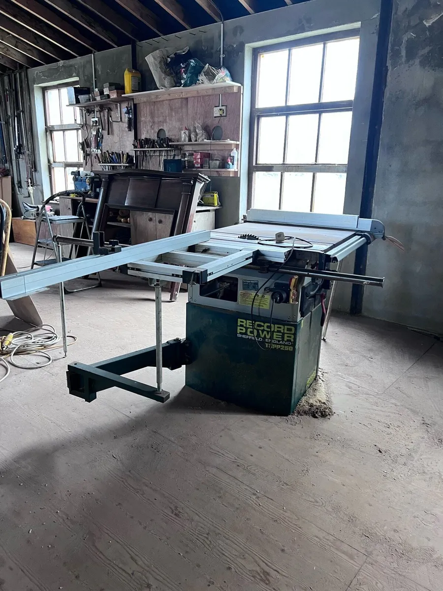 Record Power TSPP250 Cast Iron Tablesaw - Image 1
