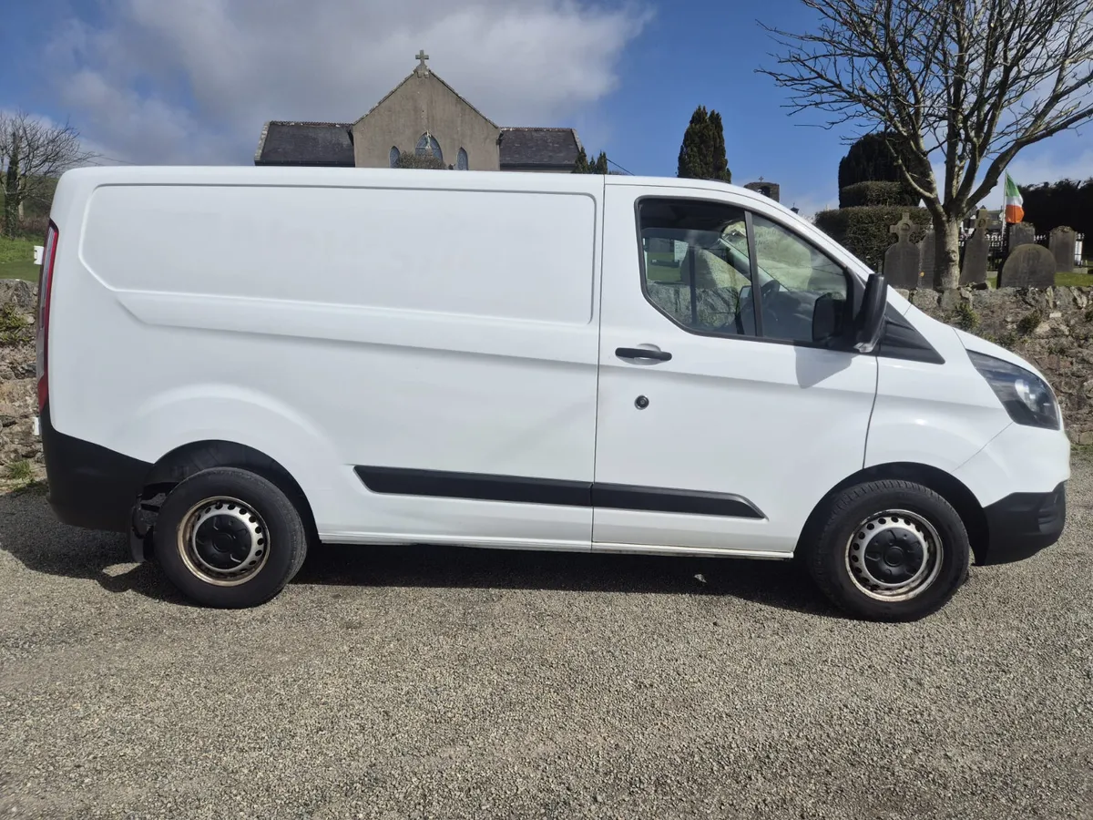 Ford Transit Custom 2022 - Image 3