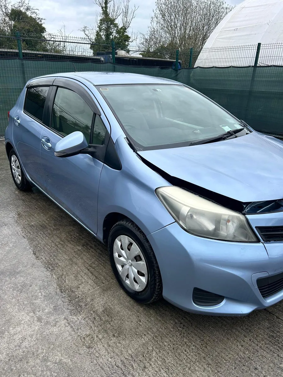 2013 Toyota Vitz automatic - Image 2