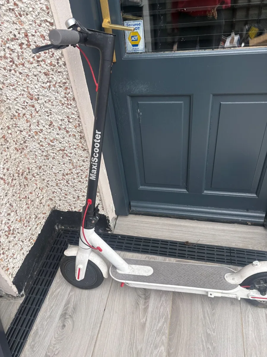 E scooter - Image 3