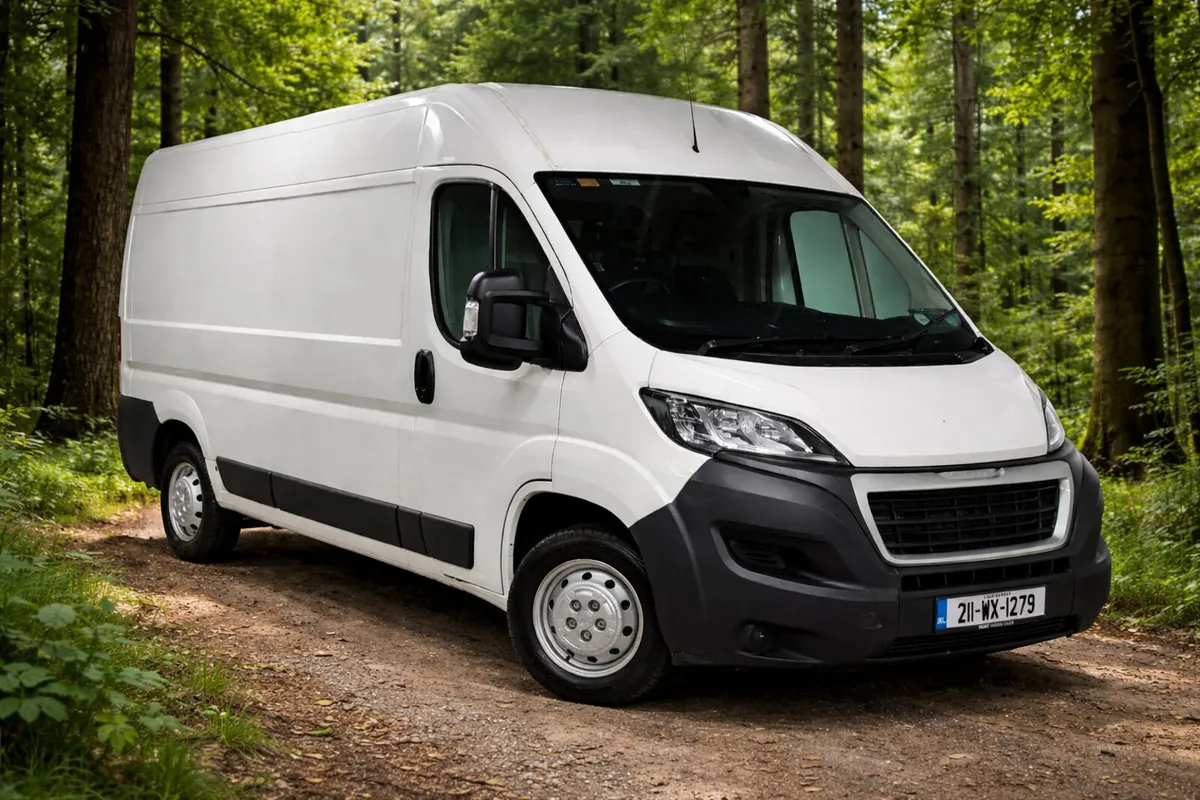 2021 PEUGEOT BOXER 2.2 LWB M/R - Image 1