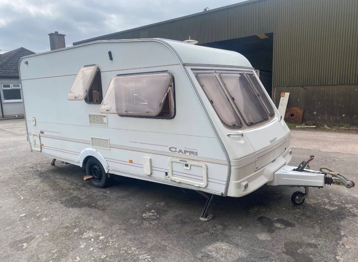 2006 Swift Capri 2 Berth - Image 1
