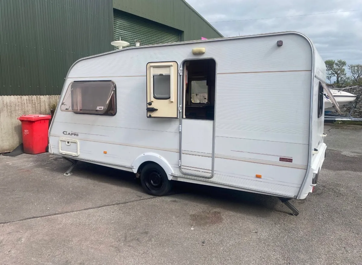 2006 Swift Capri 2 Berth - Image 3