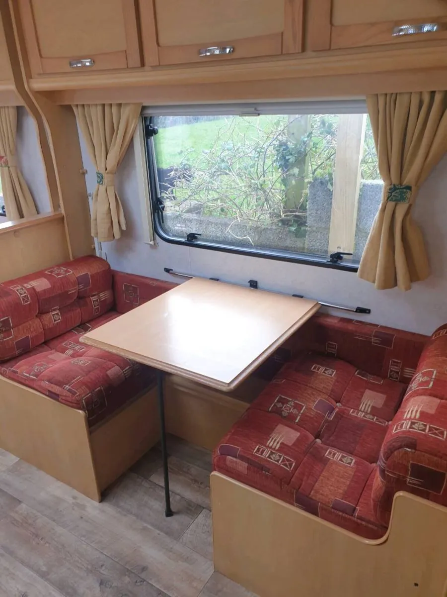 2004 Elddis Avante *Ready to go for bank holiday* - Image 3