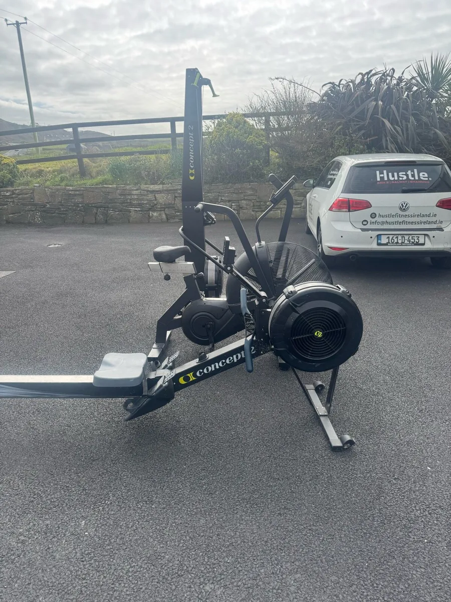 Fully equipped home gym - Image 1