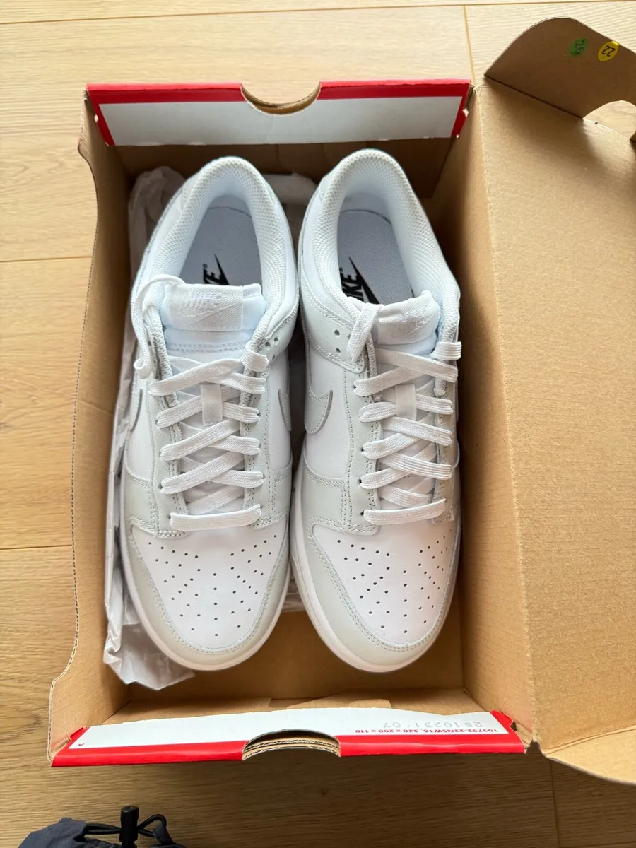 Nike dunk low photon dust DD1503-103 UK7/UK8 - Image 2