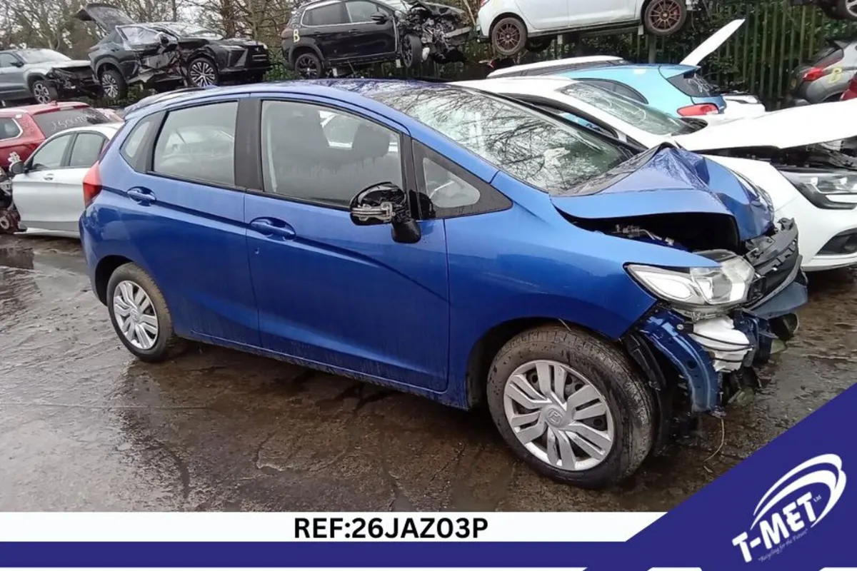 2017 HONDA JAZZ BREAKING FOR PARTS - Image 1