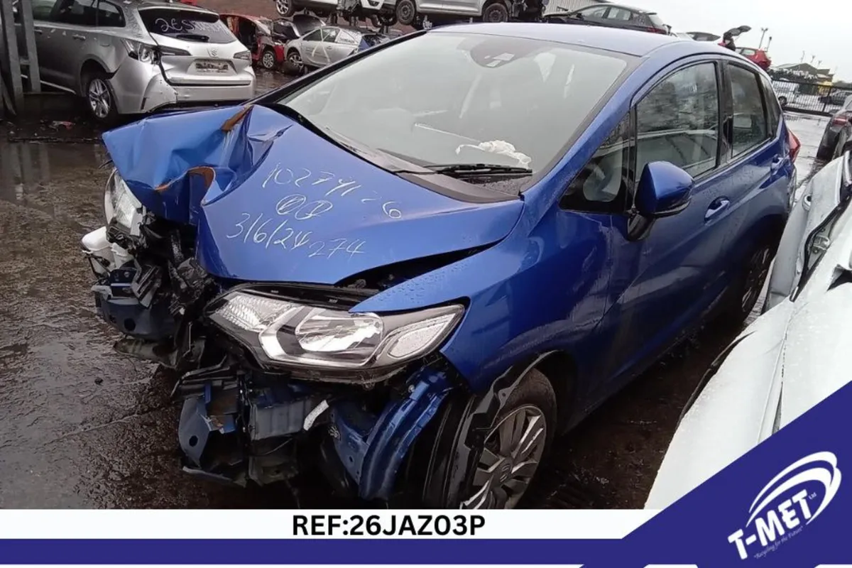 2017 HONDA JAZZ BREAKING FOR PARTS - Image 2