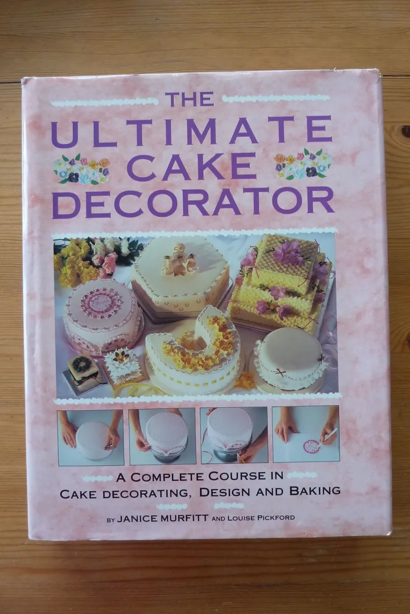 Cake decorating and baking books - Image 1