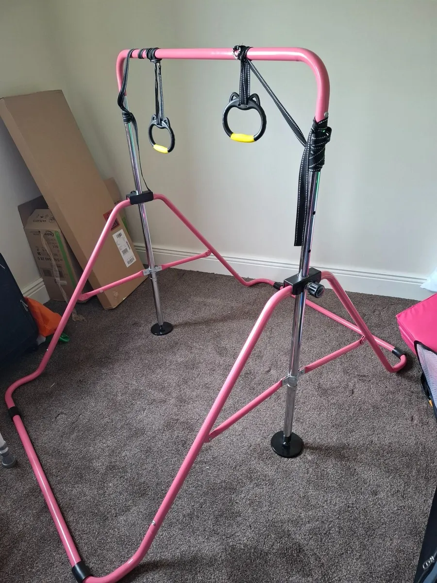 Gymnastics Bar - Image 1