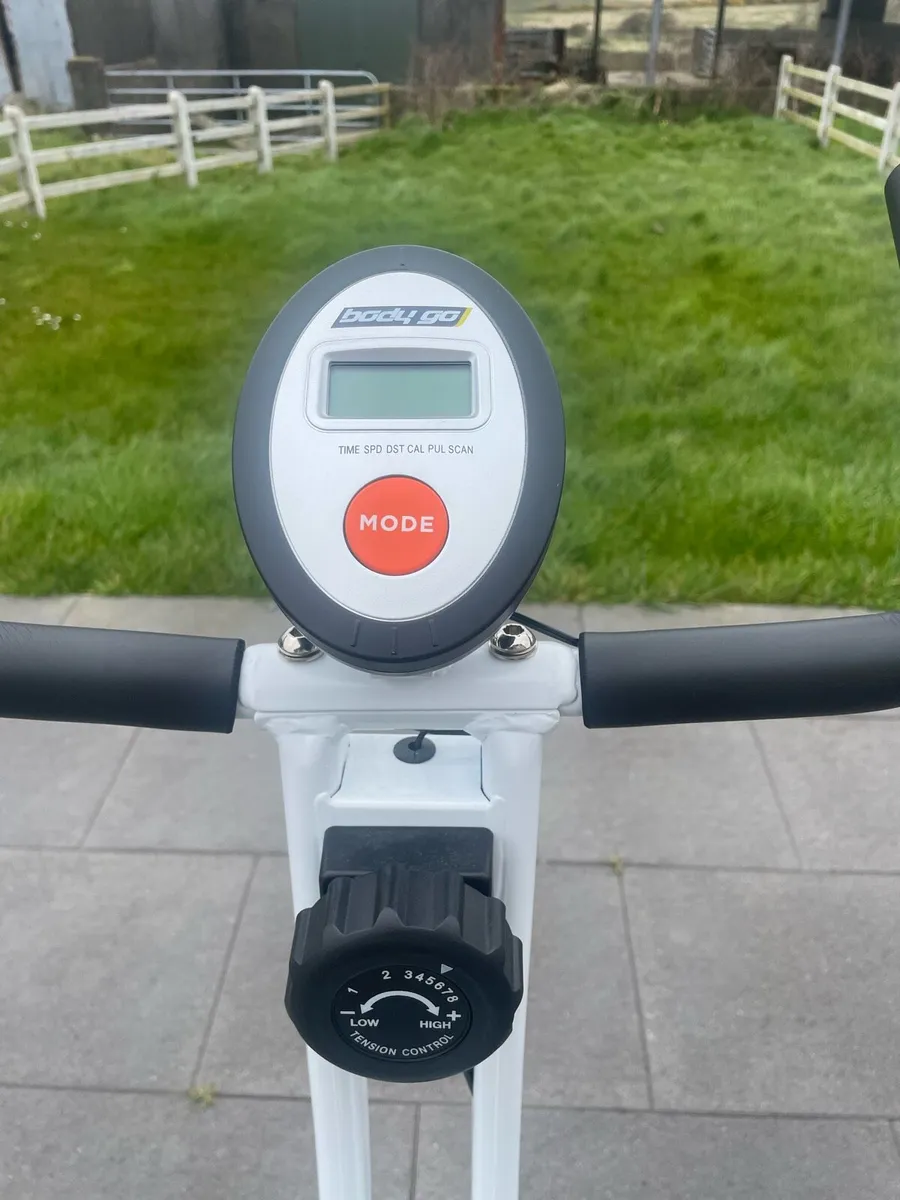Exercise bike - fold up, link in description - Image 4