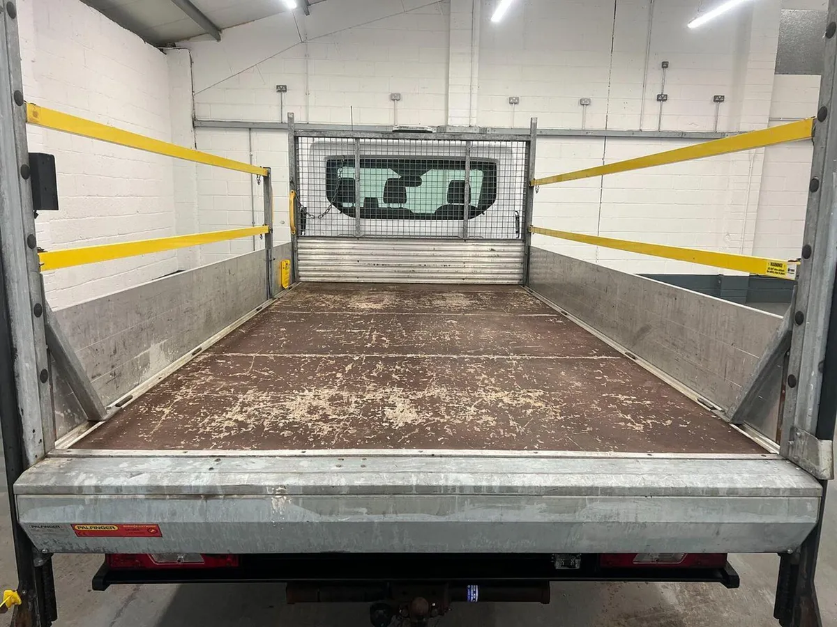 2022 Ford Transit Dropside Van - Image 4