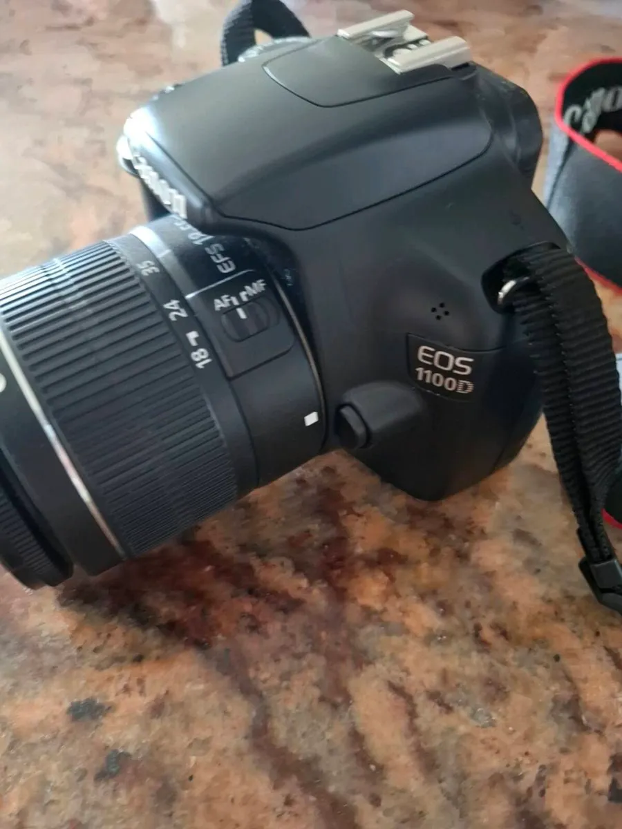 Canon EOS 1000D - Image 1