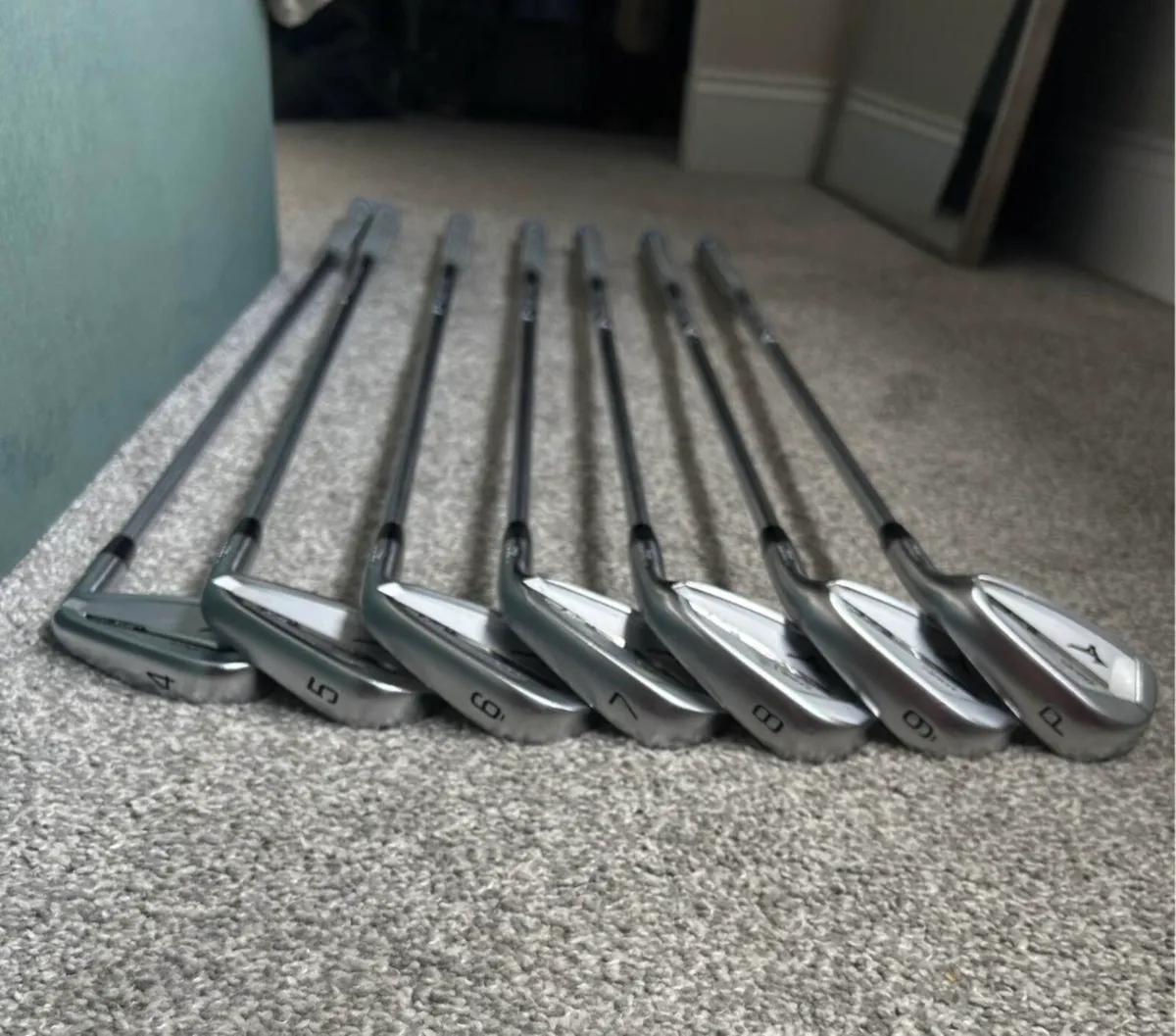 Mizuno jpx tour 921 irons - Image 2
